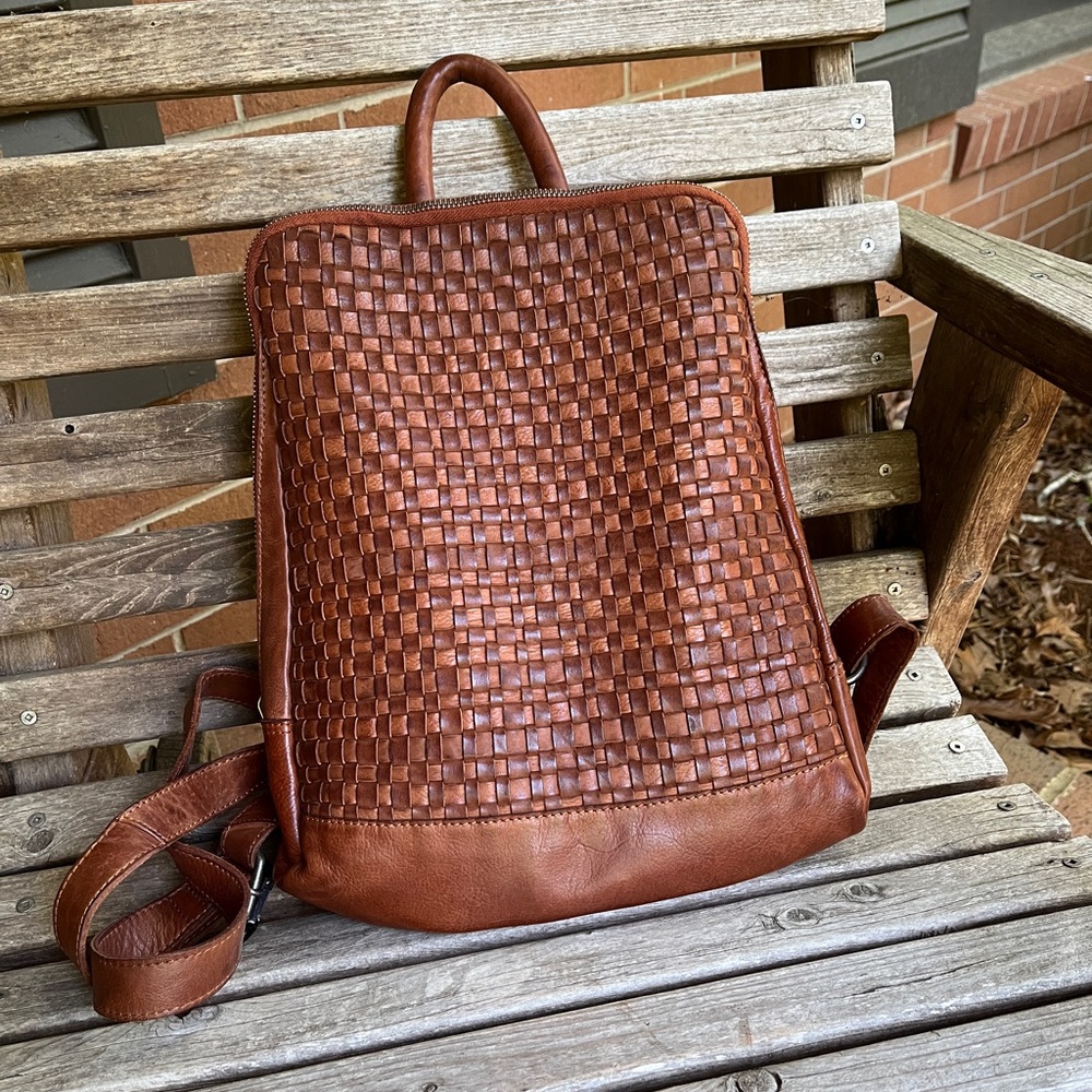 Vilenca Holland Leather Woven Backpack
